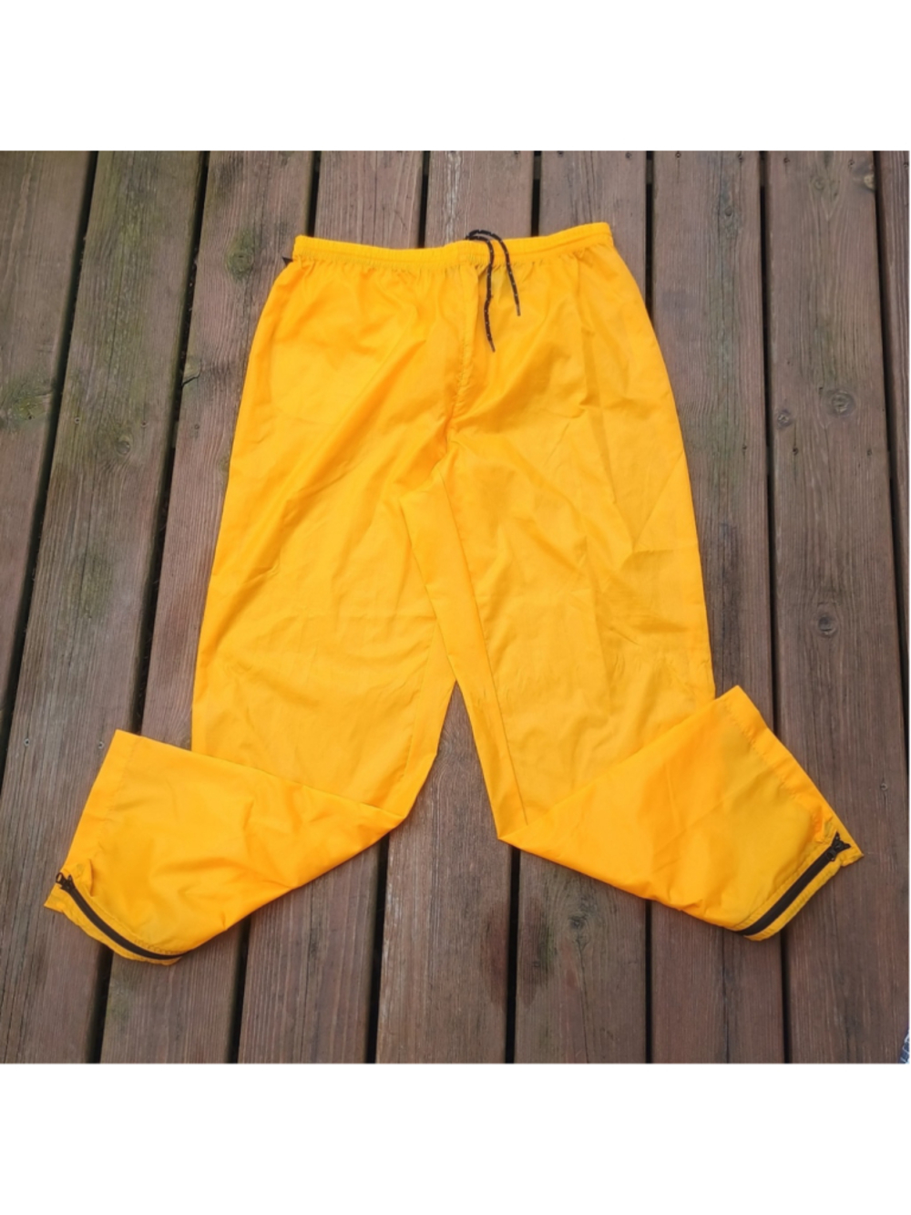 Vintage Ebtek Eddie Bauer Yellow Nylon Windbreaker Track Pants Size Large